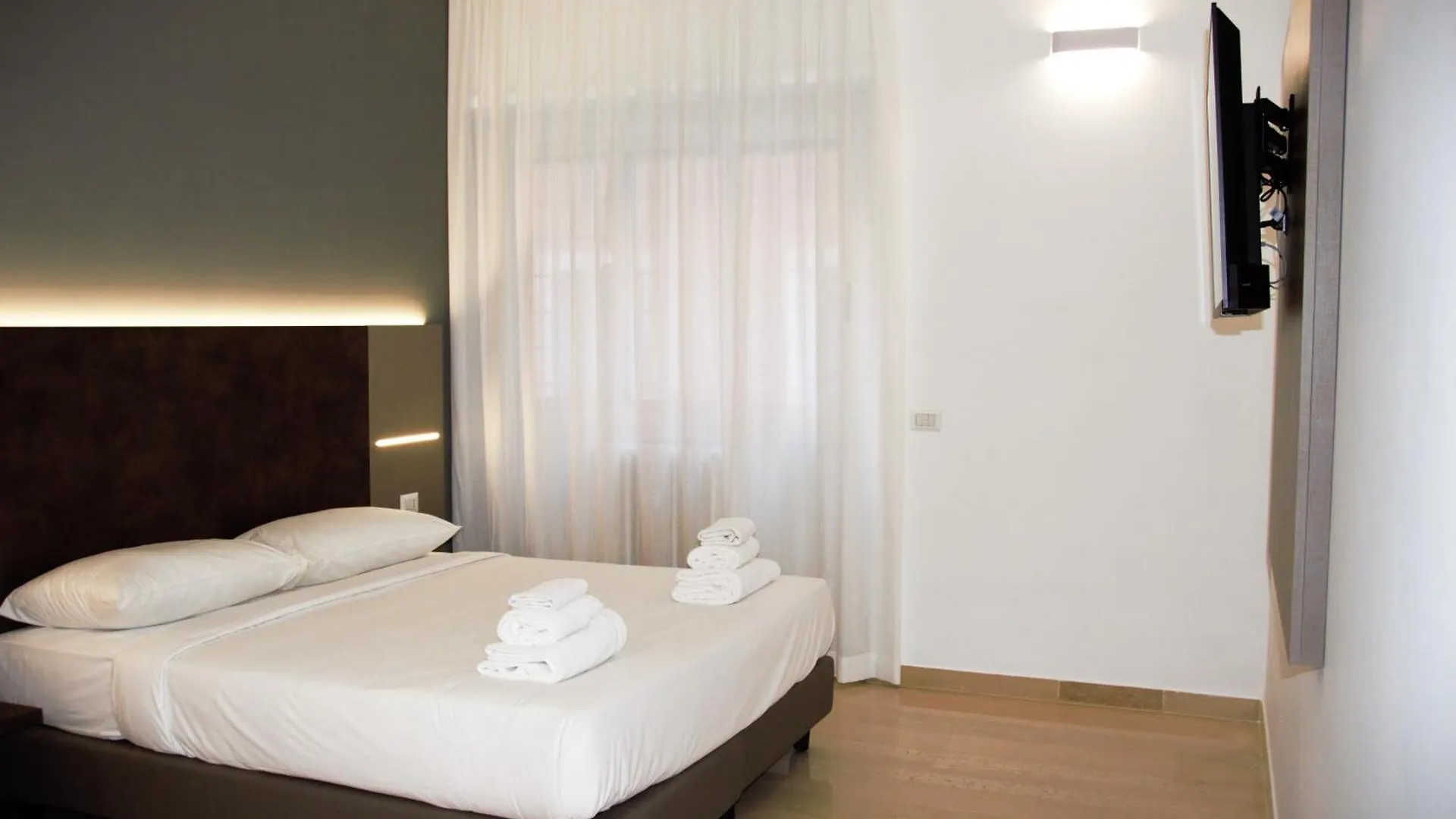 Domus Dea Roma By Trinita Hotel