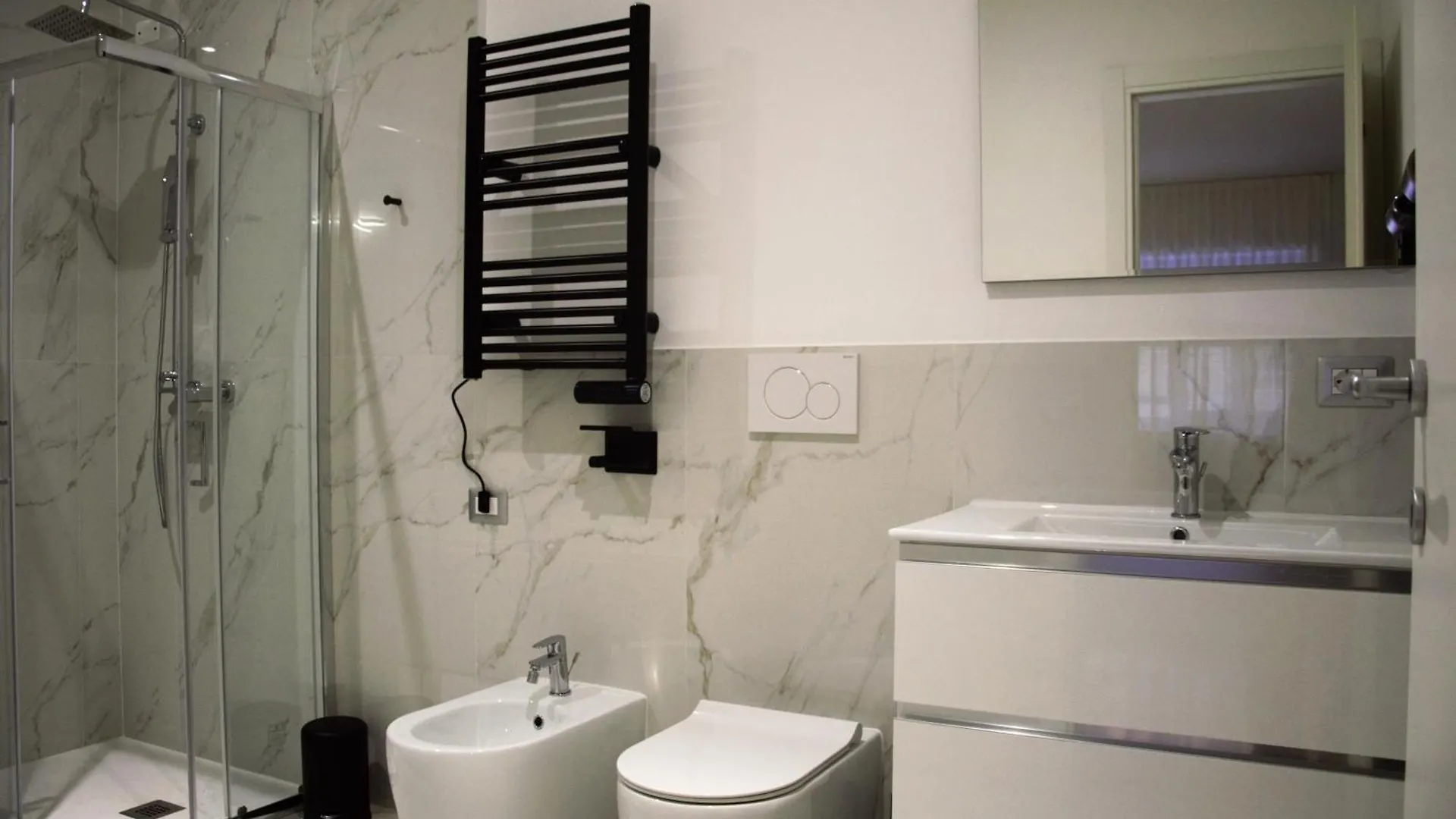 Hotel Domus Dea Roma By Trinita