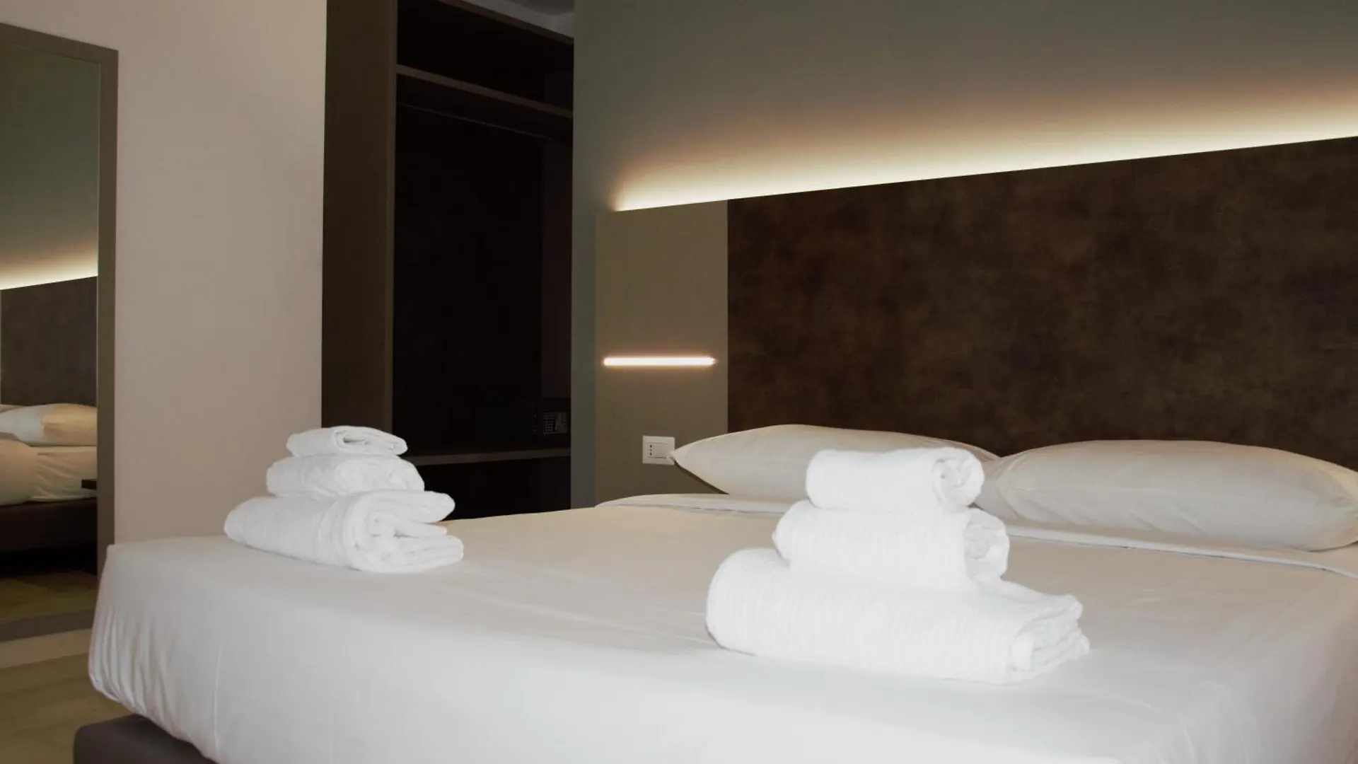 Domus Dea Roma By Trinita Hotel Gasthuis Rome